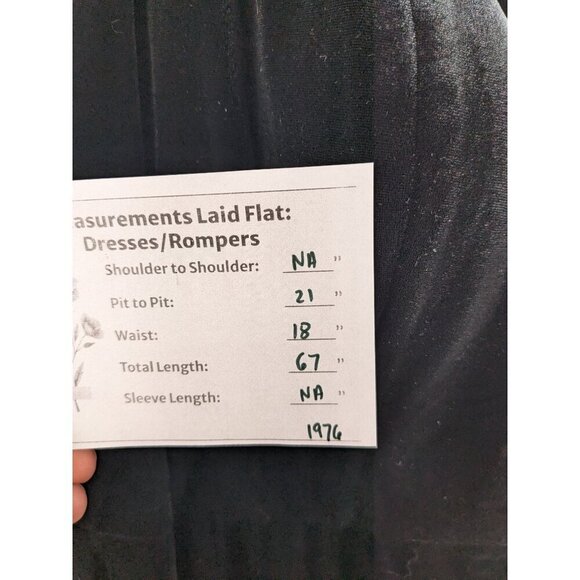 NWT Jenny Yoo Velvet Off-Shoulder Gown Size 20 Black Full-Length Formal - Picture 8 of 8